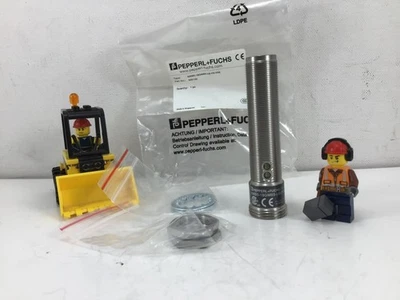 NMB5-18GM85-US-FE-V93 - PEPPERL + FUCHS - PROXIMITY SENSOR - **NEW OLD STOCK!!** - Image 1 of 4