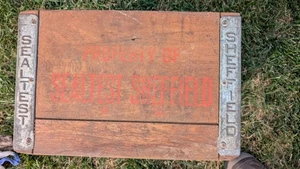 Vintage Wood Milk Bottle Crate - Sealtest Sheffield Farms, New York - Picture 1 of 6