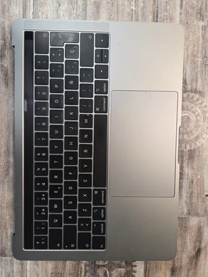 MacBook Pro 13" A1989 2018 2019 Copertura del Topcase Tastiera E TOUCH Argento - Immagine 1 di 4