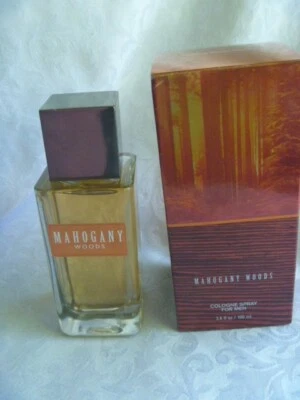Colônia masculina Bath & Body Works madeira mogno 3,4 fl.oz. Caixa NOVA - Imagem 1 de 4