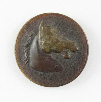 1830s-40s Pressed Horn Horse Head Choisy Paris Button E3ET - Image 1 of 2
