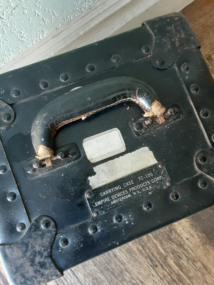 Estuche rígido de vuelo vintage EMPIRE equipo de audio para computadora foto equipo de viaje equipo de carretera Foto 1 de 4