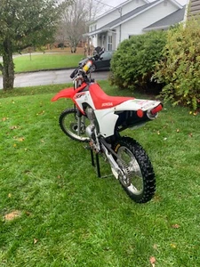 Crf150f - Picture 1 of 6