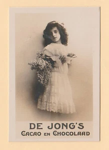 Early Dutch Chocolate Card c 1900s - De Jong Chocolates - girl with flowers - Picture 1 of 2