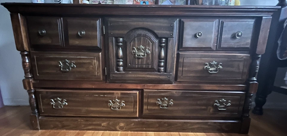 Bedroom Furniture Set - 6 Piece Set Real Oakwood - Image 1 of 4