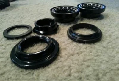 NEW BICYCLE HEADSET 22.2X30X27MM BLACK  1 INCH(25.4MM),CUPS 30MM - Image 1 of 3