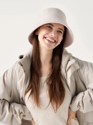 NWT UNIQLO 100% Adjustable Wool Bucket Hat Off White Ivory Easter Spring Winter - Image 1 of 4