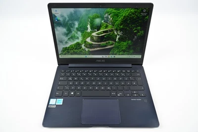 ASUS ZenBook 13 - 13,3" FHD - Intel i5-8250U - 8GB RAM - 256GB M.2 - W11Home - Bild 1 von 4