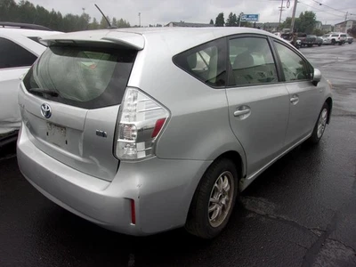 Conjunto de filtro de aire usado se adapta a: Toyota Prius Prius 2012 enchufable VIN DP 7º y 8 Foto 1 de 4