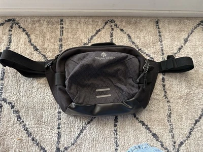 Eagle Creek Wayfinder Black Day/Fanny Pack caminhada cintura ajustável - Imagem 1 de 4