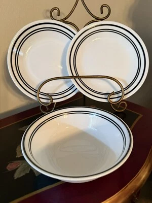 Corelle Classic Café Rayas Negras 2 Platos de Almuerzo🍽️ 1 🥣Tazón LOTE de 3 piezas Excelente Foto 1 de 4