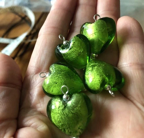 Lime Green Foil Lampwork Glass Heart Beads 20mm X 10 beads - Image 1 of 1