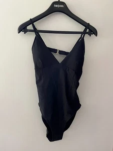 NWT! Summersalt swimsuit 6 black one piece deep v plunge swim beach summer - Picture 1 of 4