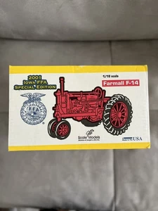 Modelos a escala 1/16 Farmall F-14 tractor Iowa FFA 2001 firmado Don Ertl NUEVO EE. UU. - Imagen 1 de 6