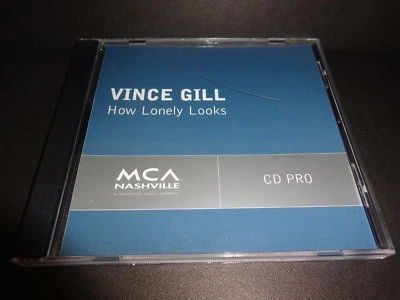HOW LONELY LOOKS by VINCE GILL-Rare Collectible Promotional Single-Repeats 3X-CD Foto 1 de 4