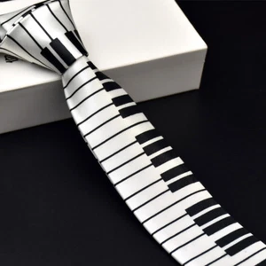 Unisex Novedad Elegante Vestido Blanco y Negro Piano Llave Corbata Delgada - Totalmente Nuevo - Imagen 1 de 3