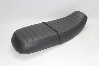 Triumph Thunderbird Legend 1995 - 2003 螺栓式(螺丝)摩托车座椅代码:L5146 — 第 1/4 张图片