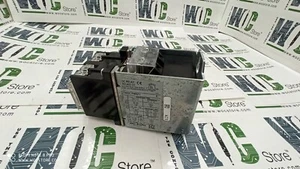 700DC-P400Z1 SER E ALLEN BRADLEY TYPE P CONTROL RELAY SL No BZM - Picture 1 of 4