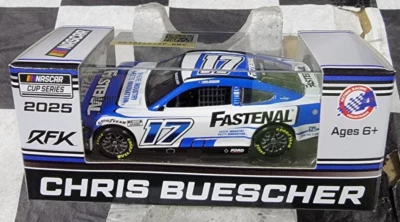 Chis Buecher #17 FASTENAL 2025 Mustang Con FOIL Scala 1:64 C172565FASCH - Immagine 1 di 4