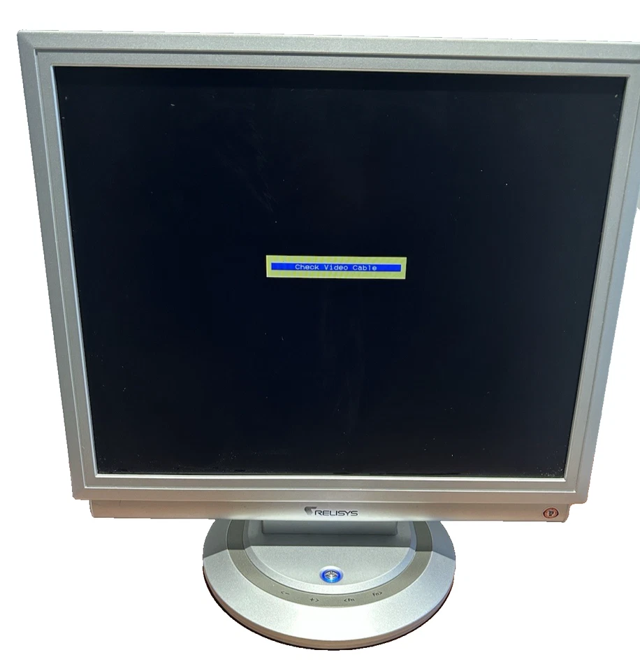 Relisys TL795A-RU 17" TFT LCD Monitor Retro PC Gaming Silver Tilt Screen Boxed - Image 1 of 4