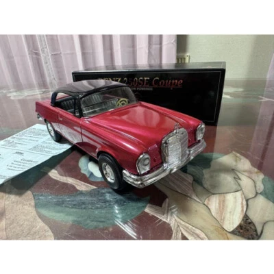 Kazuaki Benz 250SE Coupe Tinplate Minicar 1/18 - Image 1 of 4