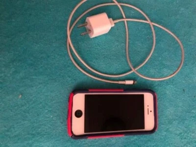 Apple iPhone 5 - 16GB - Black & Slate (Unlocked) A1428 (GSM) - Image 1 of 2