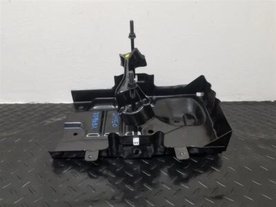 Bandeja de batería Volkswagen Tiguan 18-24 con montaje de sujeción OEM 5QF915331C Foto 1 de 4