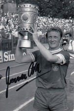 HAND SIGNED 6x4 PHOTO : BAYERN MUNICH 1969 : WERNER OLK (008)