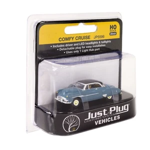 Woodland Scenics 5596 | Just Plug® Vehicles - Comfy Cruise | HO Scale - Picture 1 of 4