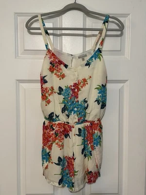 Women’s Lucca Couture Floral Print Button Front Keyhole Back Romper Size S - Image 1 of 4
