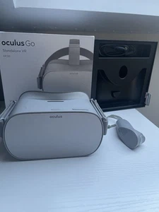 Oculus Go Standalone VR 64GB with Controller and USB Cable - Picture 1 of 8