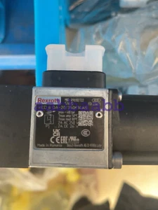 Relè Rexroth R901102722 HED8OA-20/350K14AS - Foto 1 di 3