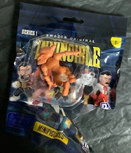 Invincible Phatmojo Amazon Original Series 1 Mini Figure Robot - Picture 1 of 2