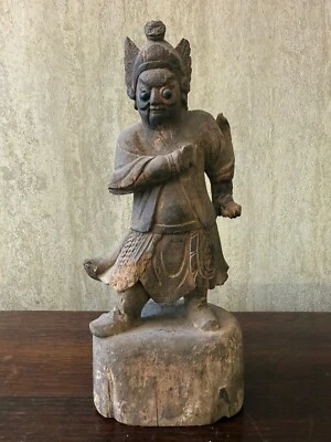 Antiguo guerrero chino de la dinastía Ming tallado en madera policromada dorada Foto 1 de 4