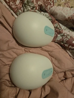 READ DESCRIPTION Willow 24mm 3rd Generation Breast Pump - White - Image 1 of 4