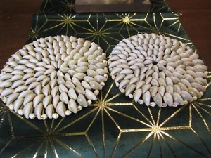 Set of 4 Vintage Cowrie Puka Shell Coasters Trivets Seashell Decor 9" & 7"" - Picture 1 of 3
