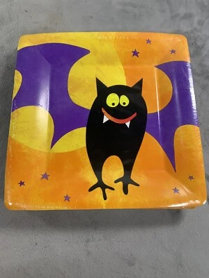 Lote de platos y servilletas de fiesta de Halloween con diseño de murciélago Foto 1 de 4