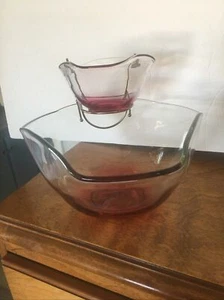 Vintage Indiana Chip And Dip Bowls-Clear & Ruby Glass With Wire Holder - Picture 1 of 3