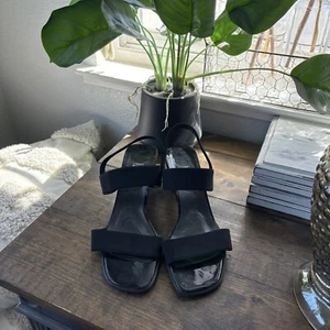 Stuart Weitzman Size 8.5 Black Stretch Strappy Sandal Block Heel - Picture 1 of 12
