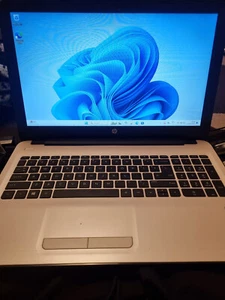 HP Laptop 15 – Z8W64AV Intel core i7 - 500GB SSD - 8GB Ram Windows 11 A+++++ - Picture 1 of 4