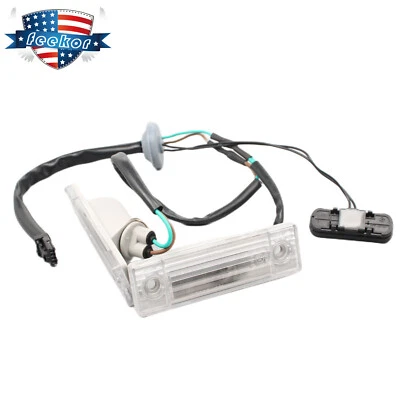 Lámpara de matrícula de maletero trasero apta para Chevrolet Cruze 2011-2014 1,4 L 1,8 L Foto 1 de 4