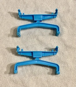 (2) 1970's/1980's AFX Elevated Track/Bridge Supports - Light Blue - Bild 1 von 3
