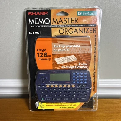 Sharp Memo Master Organizador Electrónico Portátil PC Respaldo 4 líneas EL-6790P Foto 1 de 4