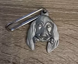 *Cocker Spaniel With Bone In Mouth * PEWTER Keychain - Picture 1 of 5