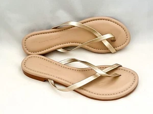 NEW Banana Republic Metallic Gold Nappa Thong Sandal Size 7, Never Worn! - Picture 1 of 4