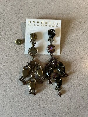 Pendientes colgantes de araña de cristal multicolor Sorrelli firmados Foto 1 de 4