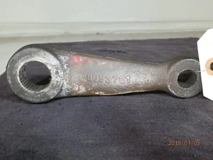 1964-1977 Original OEM Pitman Arm #5693761 - Imagen 1 de 5