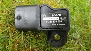 BREAKING FIAT PUNTO MK2 1.2 PETROL MAP MANIFOLD ABSOLUTE AIR PRESSURE SENSOR - Picture 1 of 6