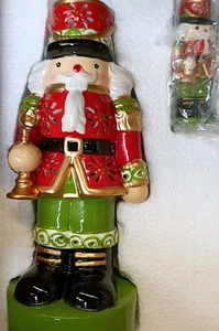 Temptations by Tara: Cascanueces iluminado decoración navideña con adorno a juego  - Imagen 1 de 11