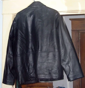 SCHÖN AUSSEHENDE SCHWARZE LEDERJACKE IM VINTAGE STIL VON KNIGHTS BRIDGE-L!  - Bild 1 von 3